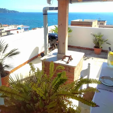 Apartment La Terrazza Sulla Baia Di *