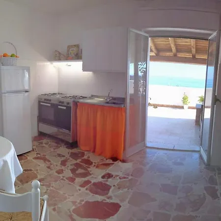 La Terrazza Sulla Baia Di Apartment