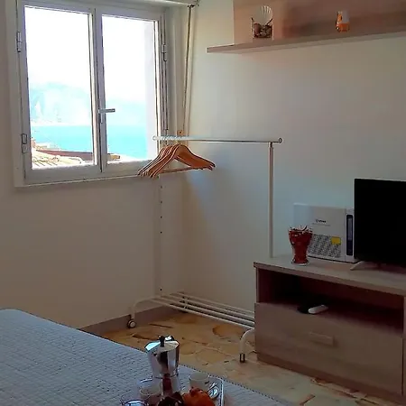 La Terrazza Sulla Baia Di Apartment *