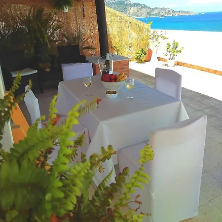 La Terrazza Sulla Baia Di Apartment Giardini Naxos